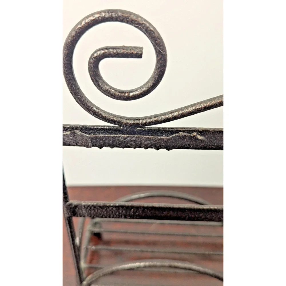 Black‎ Metal Scrollwork Wall Mounted Guest Towel Holder Bathroom Organizer
